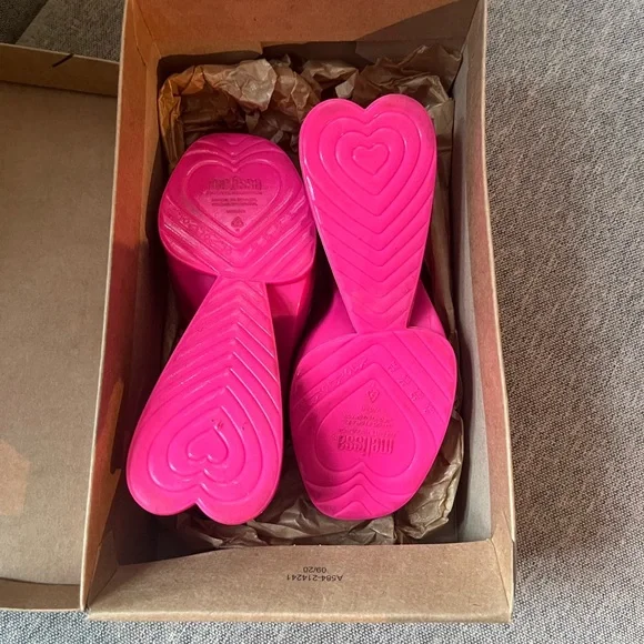 BRAND NEW Melissa Pink Heart Shaped Mules Wedges Valentines Barbie - Picture 4 of 6